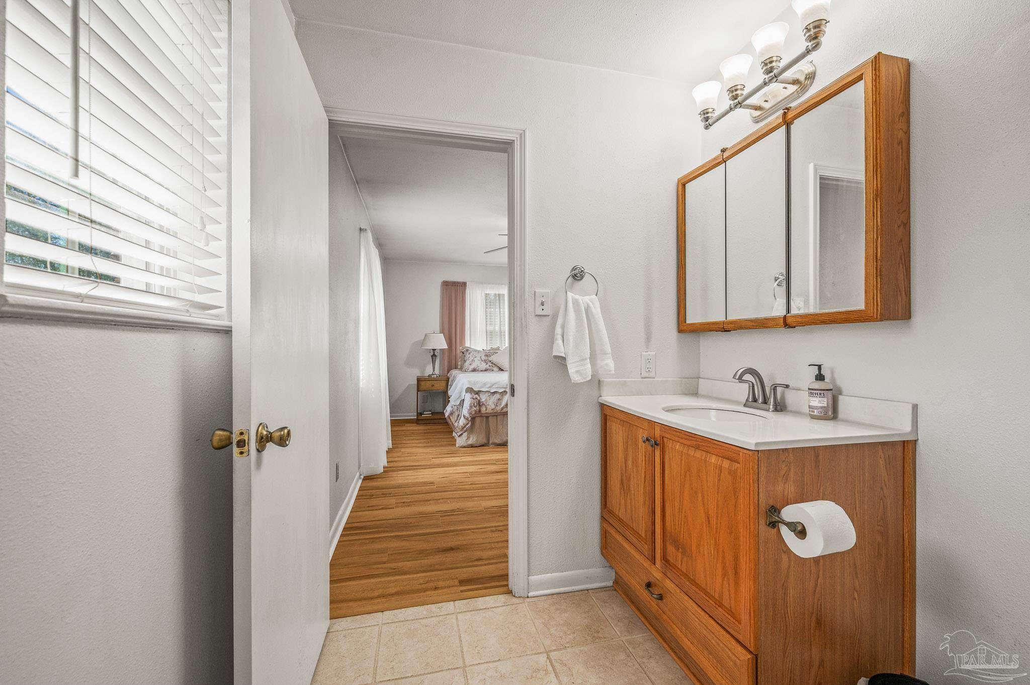 4560 Woodbine Road Pace, FL 32571 - Photo 35 of 48 Gallery Image 35