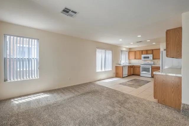 $2,050 | 3728 Ashling Street, Las Vegas, NV 89129