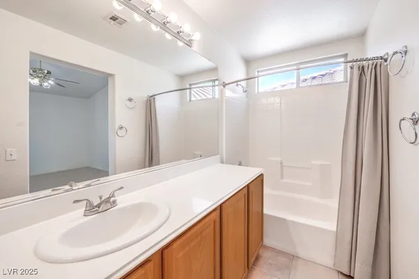 $2,050 | 3728 Ashling Street, Las Vegas, NV 89129