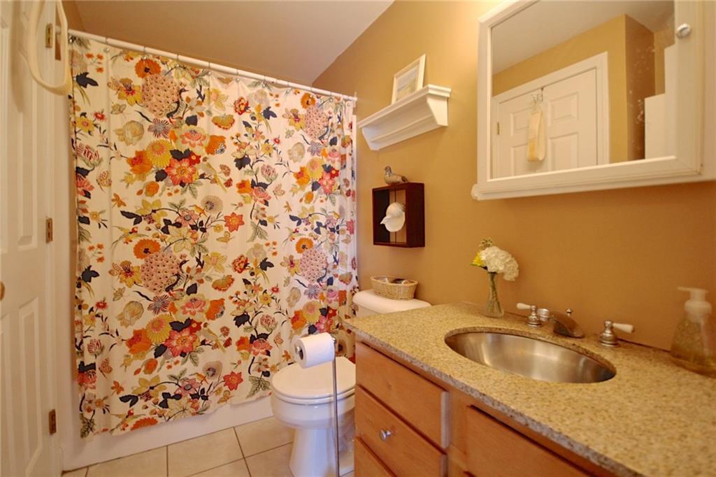 94 Bonnybriar Road South Portland, ME 04106 - Photo 29 of 35 Full Bath Upstairs with tub and...