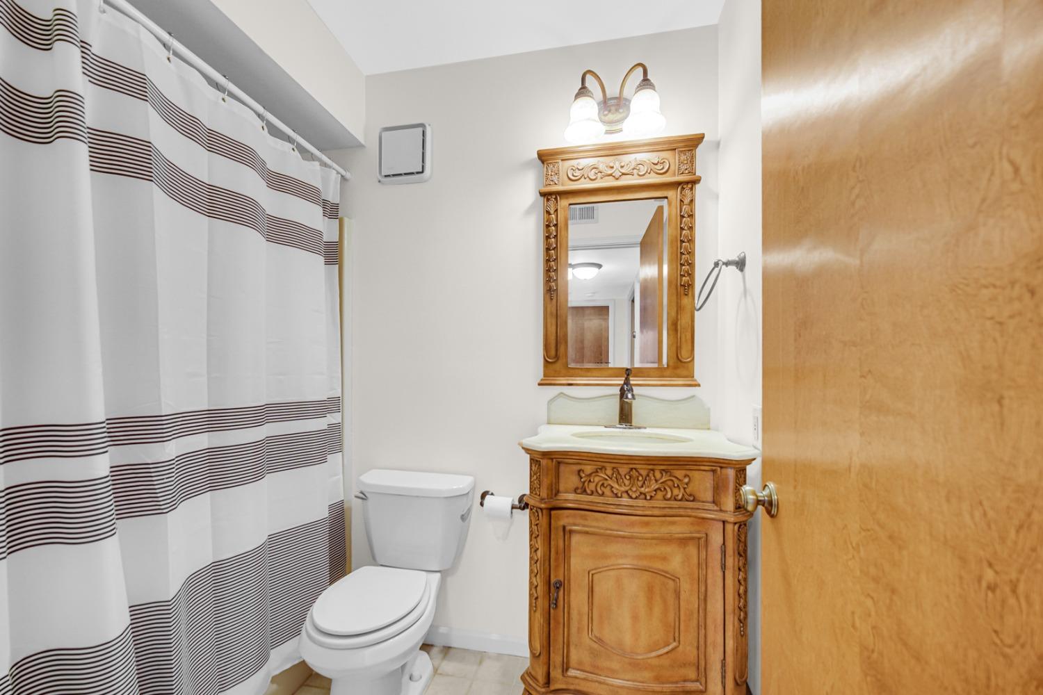 1069 Millpond Road, Unit D Valparaiso, IN 46385 - Photo 15 of 21 1500x1000