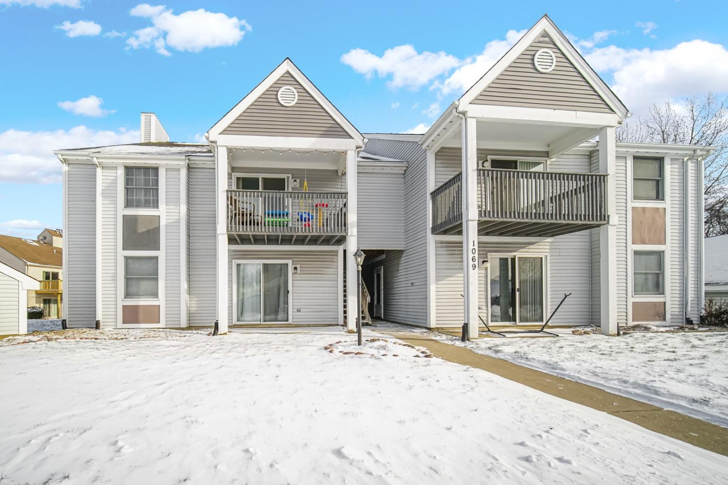 1069 Millpond Road, Unit D Valparaiso, IN 46385 - Photo 2 of 21 1500x1000