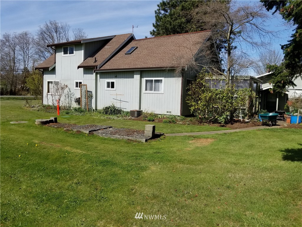 7258 Jackson Road Blaine, WA 98230 - Photo 3 of 14 Gallery Image 3
