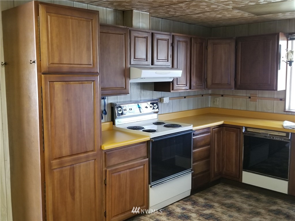 7258 Jackson Road Blaine, WA 98230 - Photo 8 of 14 Gallery Image 8