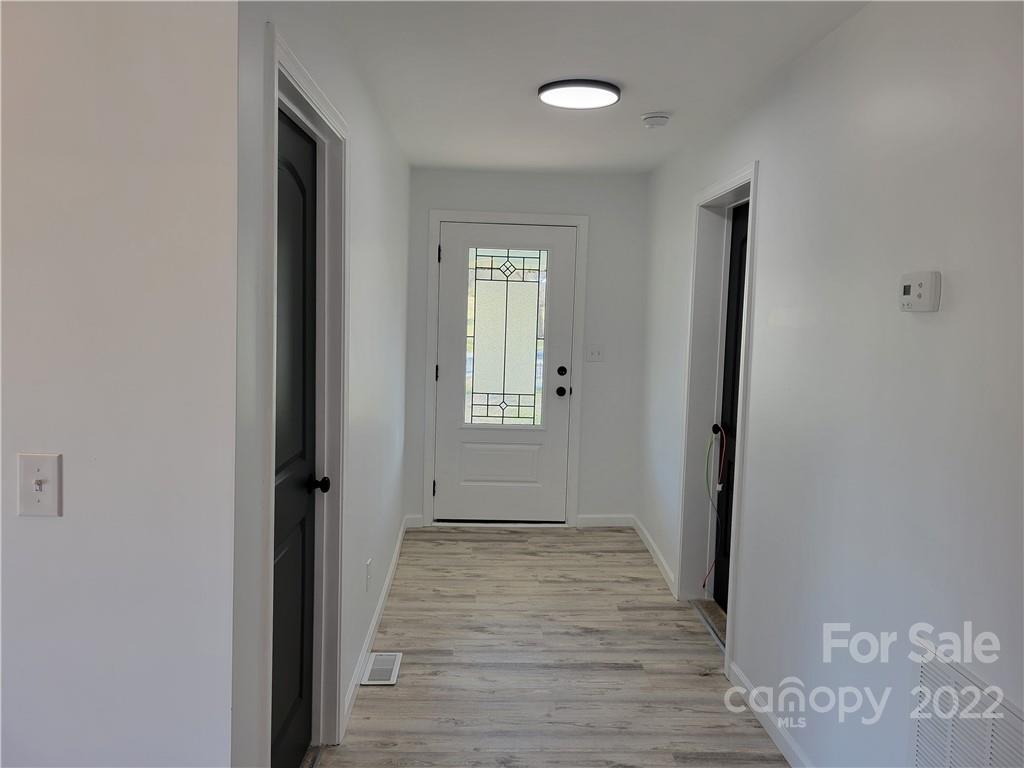 572 Old Charlotte Road Southwest Concord, NC 28027 - Photo 5 of 19 Gallery Image 5