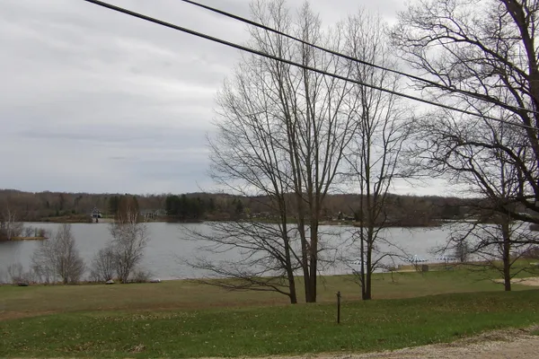 $8,800 | 23094 Apache Trail, Evart, MI 49631