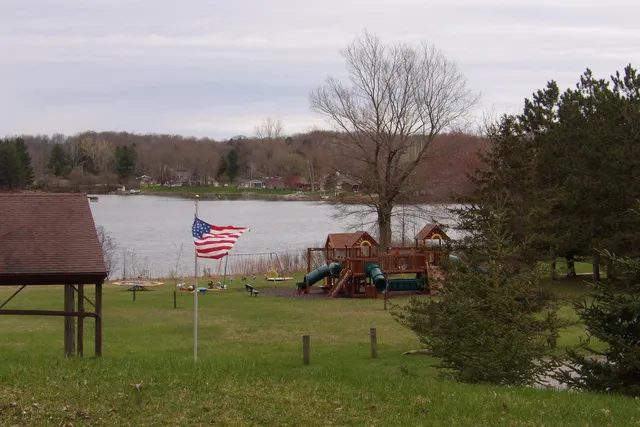 $8,800 | 23094 Apache Trail, Evart, MI 49631