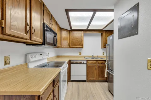 $225,000 | 15350 East Arizona Avenue, Unit 208, Aurora, CO 80017