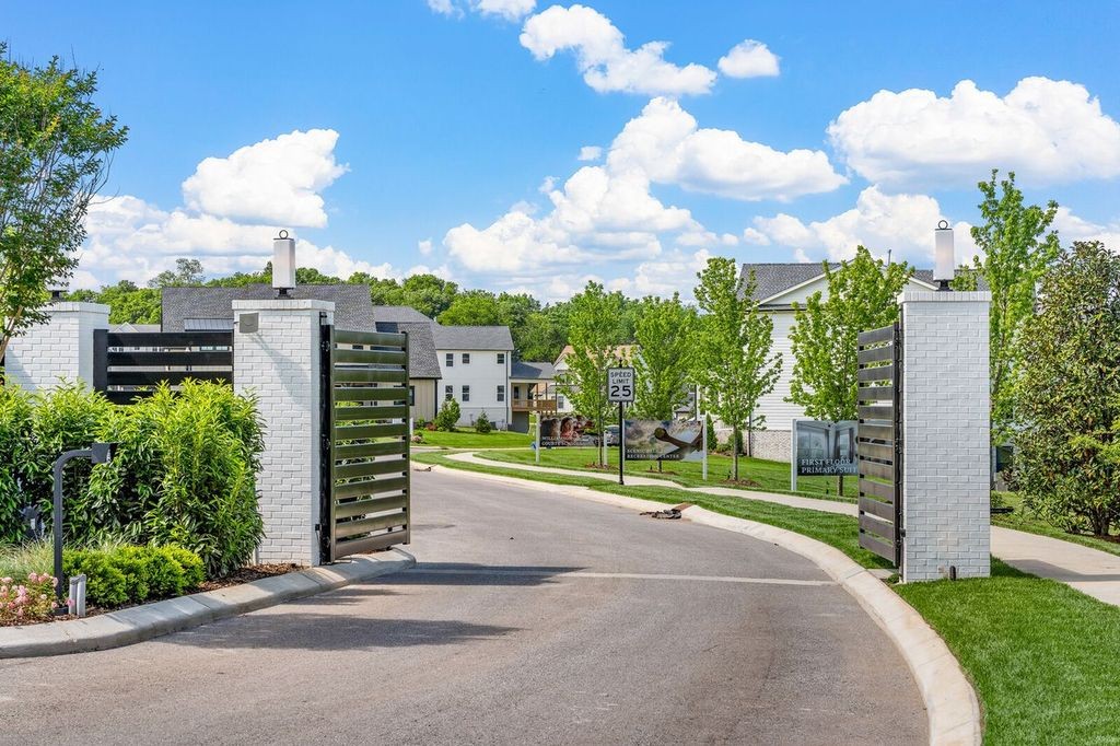 5009 Fairhaven Circle Franklin, TN 37064 - Photo 10 of 11 a view of a house with a yard and a fountain