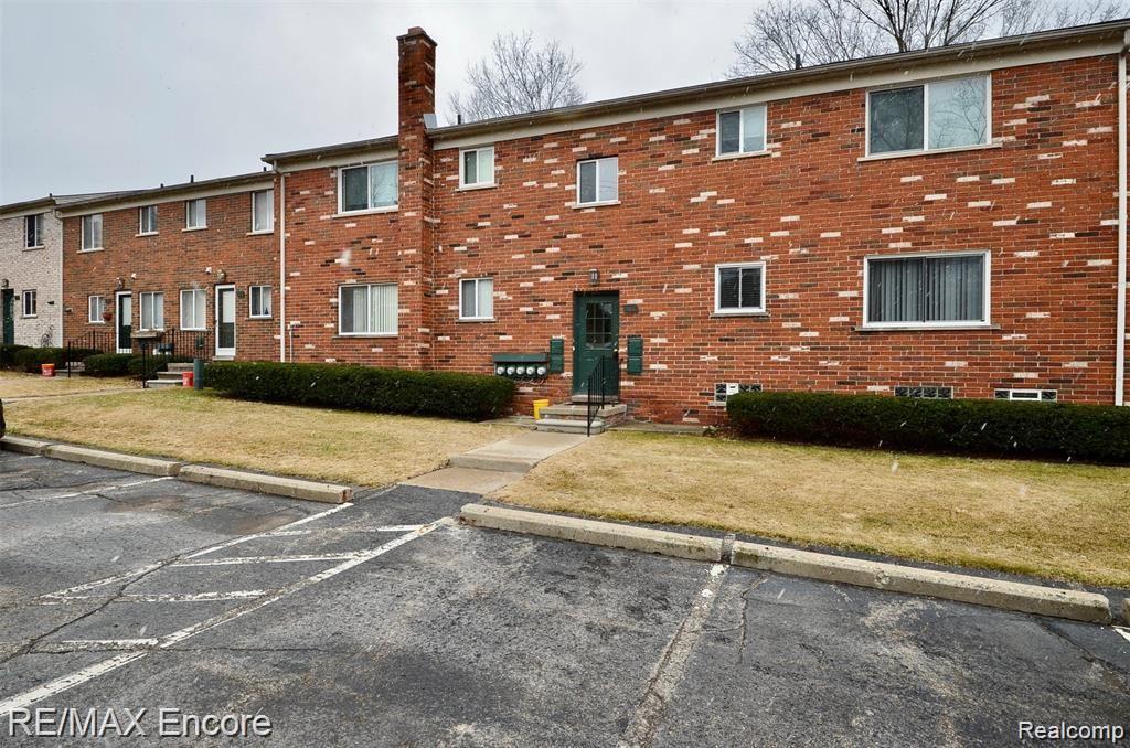 465 Miller Avenue, Unit 106 Rochester, MI 48307 - Photo 40 of 46 571C56A8-2833-48E7-91A0-070F0863DDD5_1_201_a.jpeg
