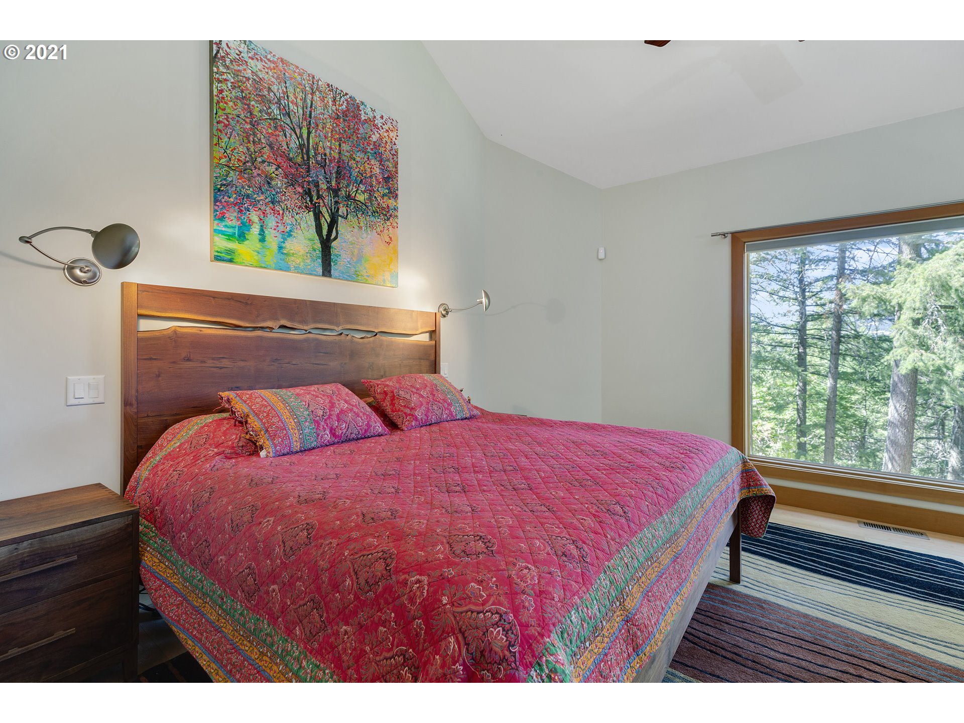 600 Highline Road Hood River, OR 97031 - Photo 18 of 32