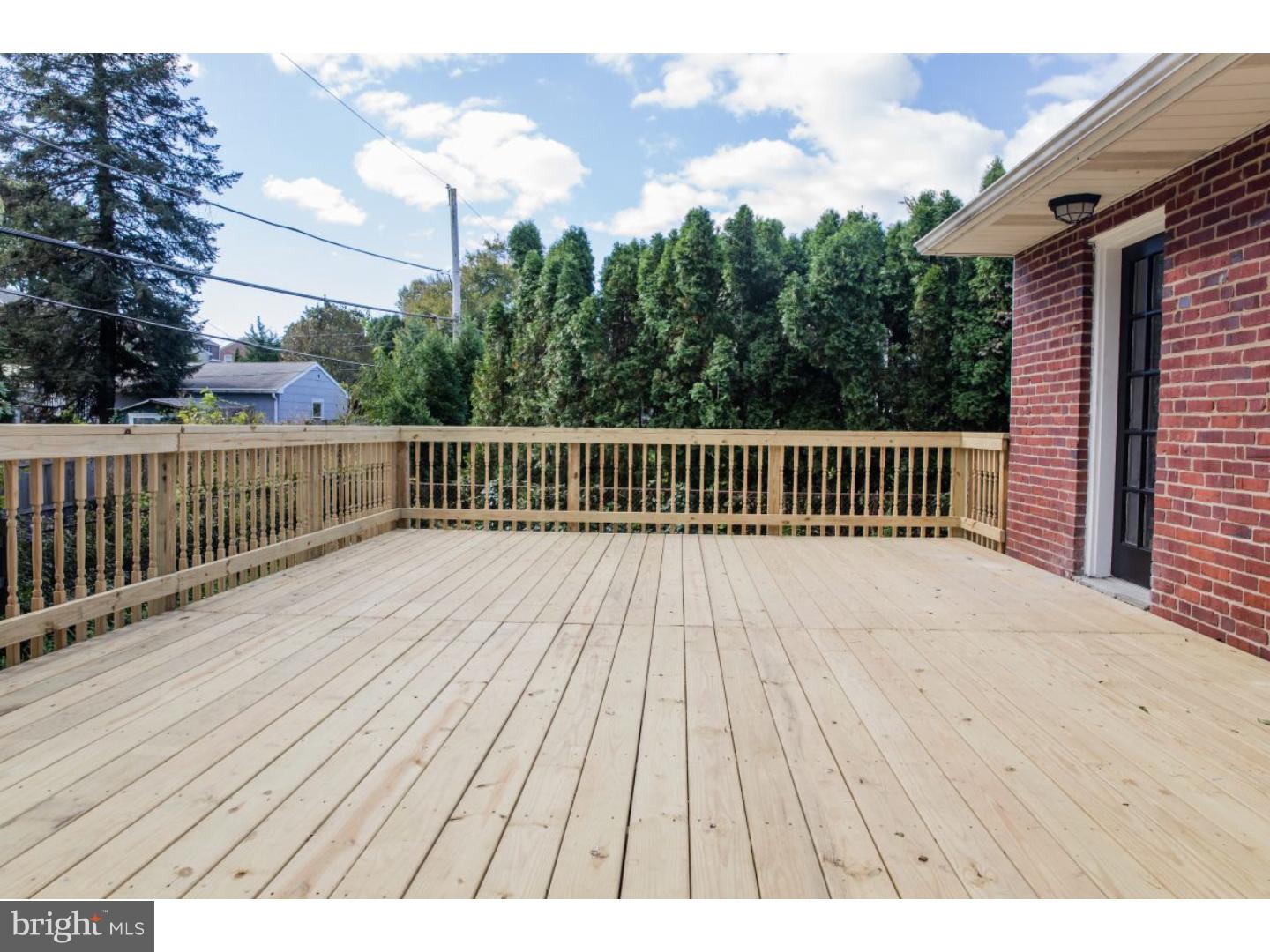 810 Coppock Lane Springfield, PA 19064 - Photo 20 of 24 a terrace view