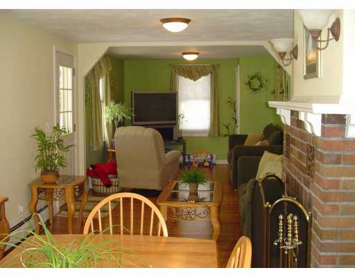 11 Boombridge Road Westerly, RI 02891 - Photo 3 of 7 Den/Family/Great Room.