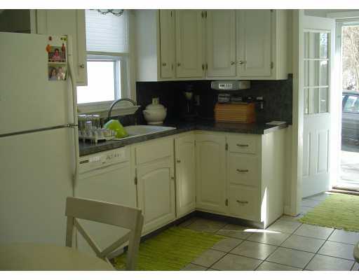 11 Boombridge Road Westerly, RI 02891 - Photo 5 of 7 Kitchen.