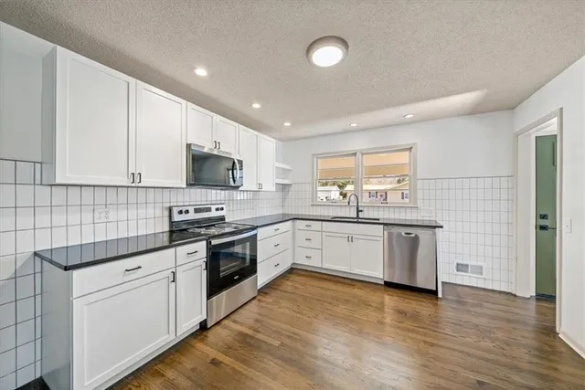 $395,000 | 313 South Walker Street, Olathe, KS 66061