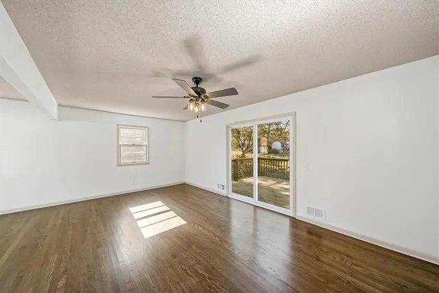 $395,000 | 313 South Walker Street, Olathe, KS 66061