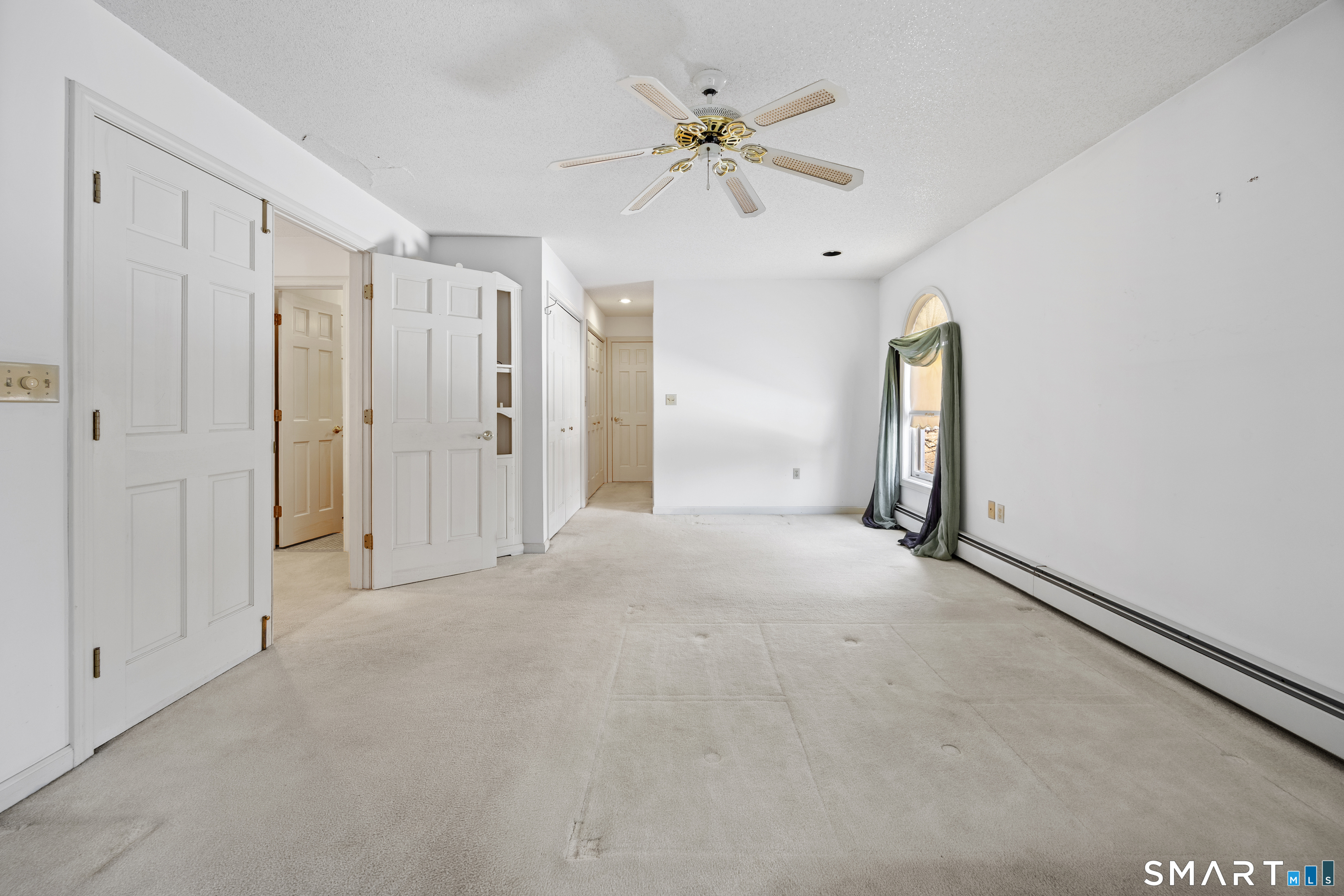 115 Alain White Road Morris, CT 06763 - Photo 27 of 36 Main bedroom with double closets and private bath.