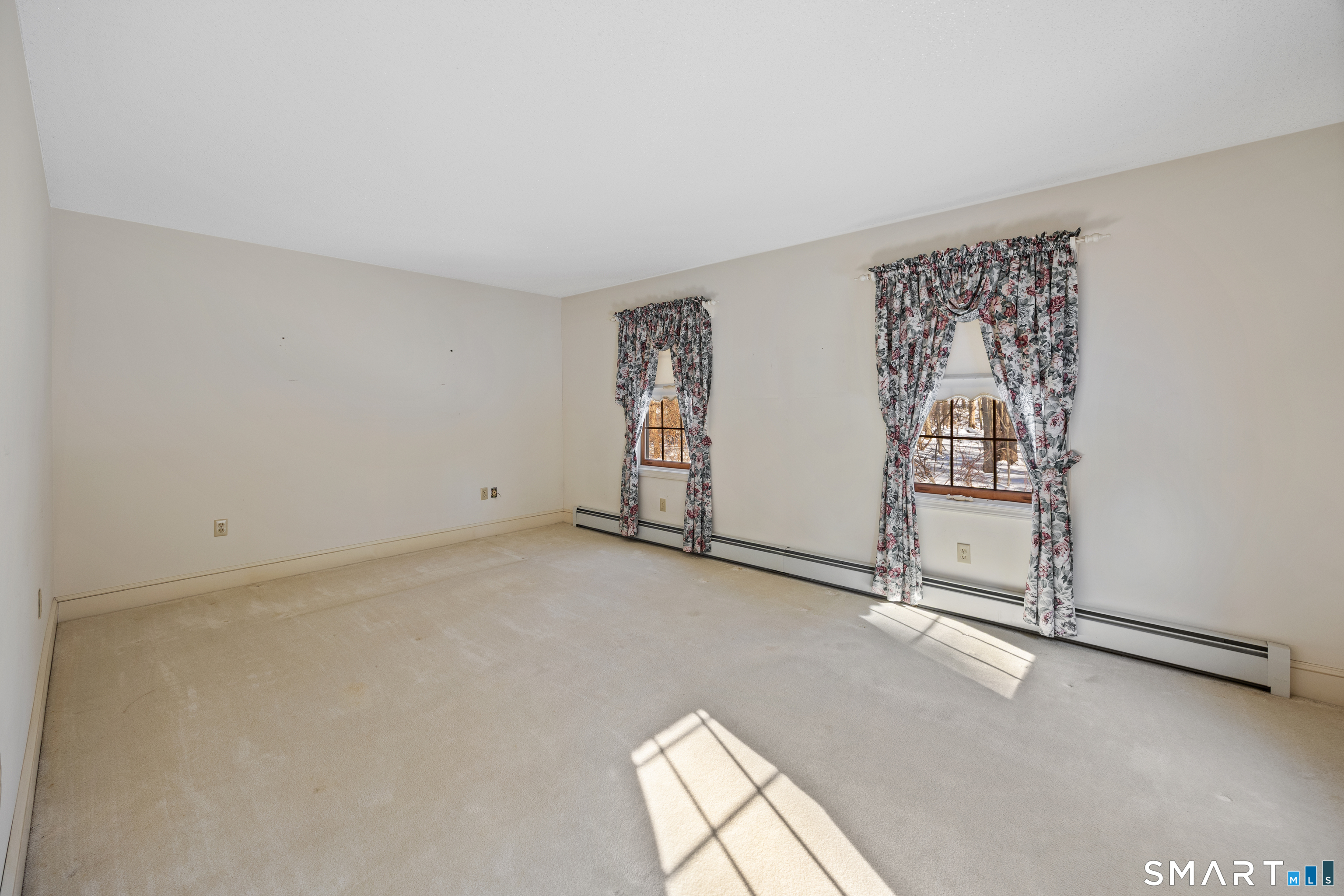 115 Alain White Road Morris, CT 06763 - Photo 7 of 36