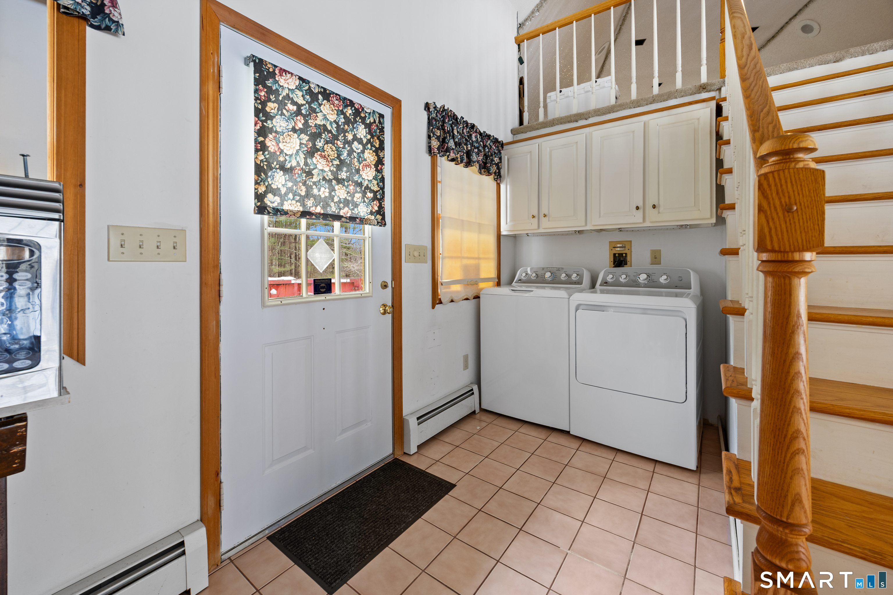 115 Alain White Road Morris, CT 06763 - Photo 10 of 36 Mudroom with laundry