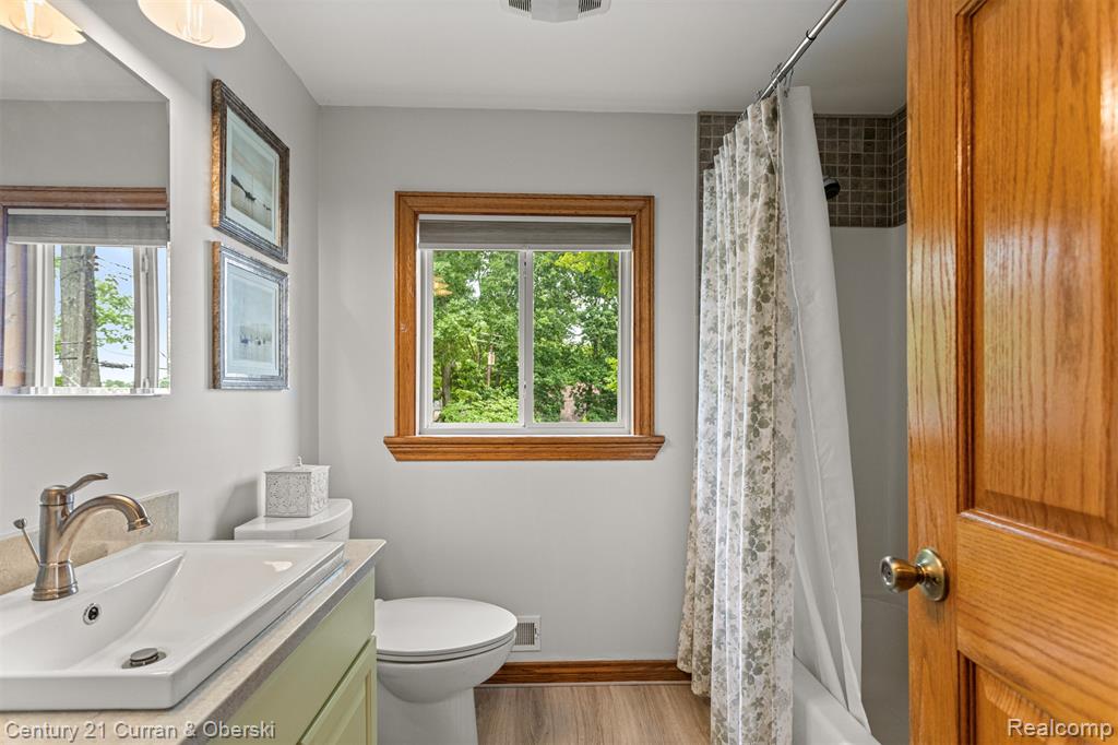 5443 Ridgemont Street Howell, MI 48843 - Photo 19 of 27