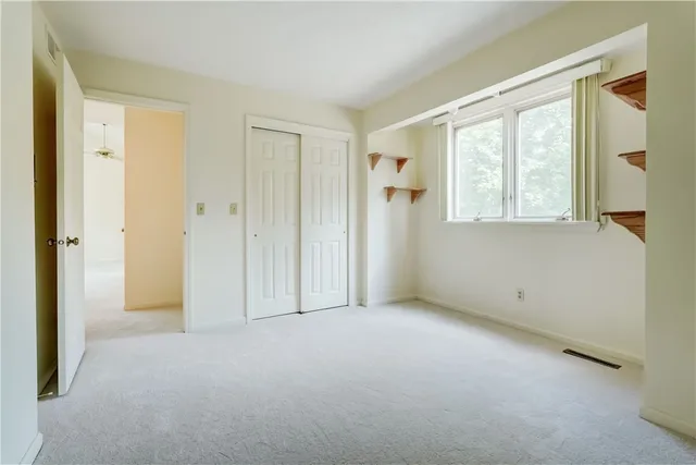 $364,900 | 44 Colonial Circle, Perinton, NY 14450