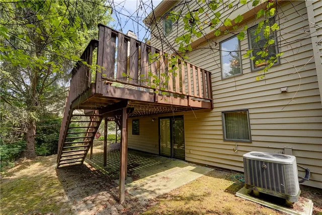 $364,900 | 44 Colonial Circle, Perinton, NY 14450