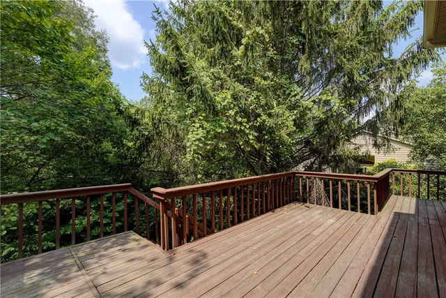 $364,900 | 44 Colonial Circle, Perinton, NY 14450