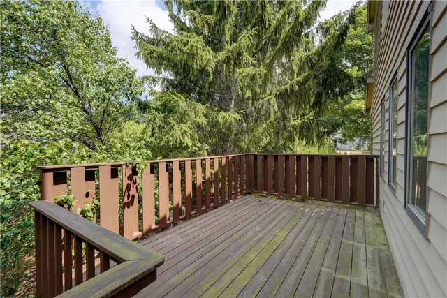 $364,900 | 44 Colonial Circle, Perinton, NY 14450