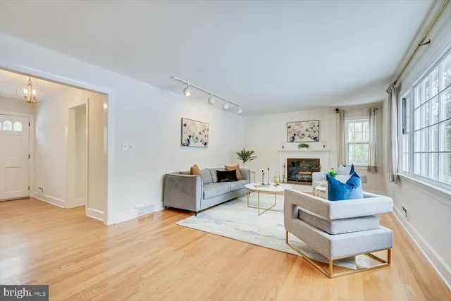 $1,599,900 | 40 Dogwood Lane, Princeton, NJ 08540