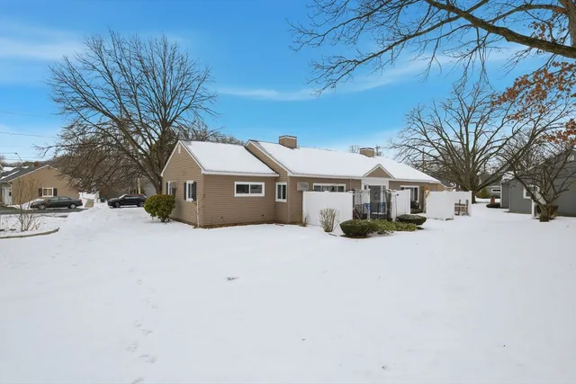 $240,000 | 37 Greenwood Terrace, Unit 37, Chicopee, MA 01022