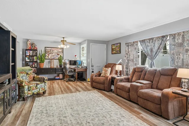 $240,000 | 37 Greenwood Terrace, Unit 37, Chicopee, MA 01022