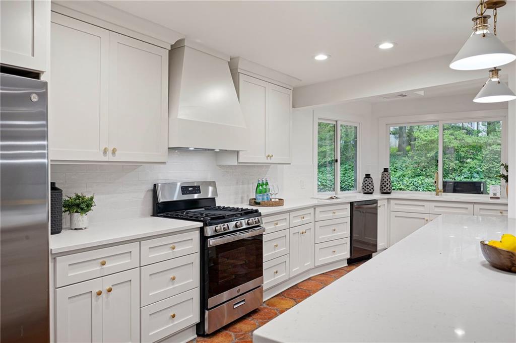 4198 Lake Rill Court Marietta, GA 30062 - Photo 14 of 40