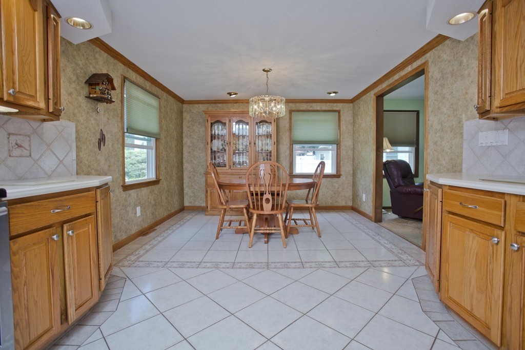 97 Calley Street Springfield, MA 01129 - Photo 12 of 30 a dining room with furniture and window