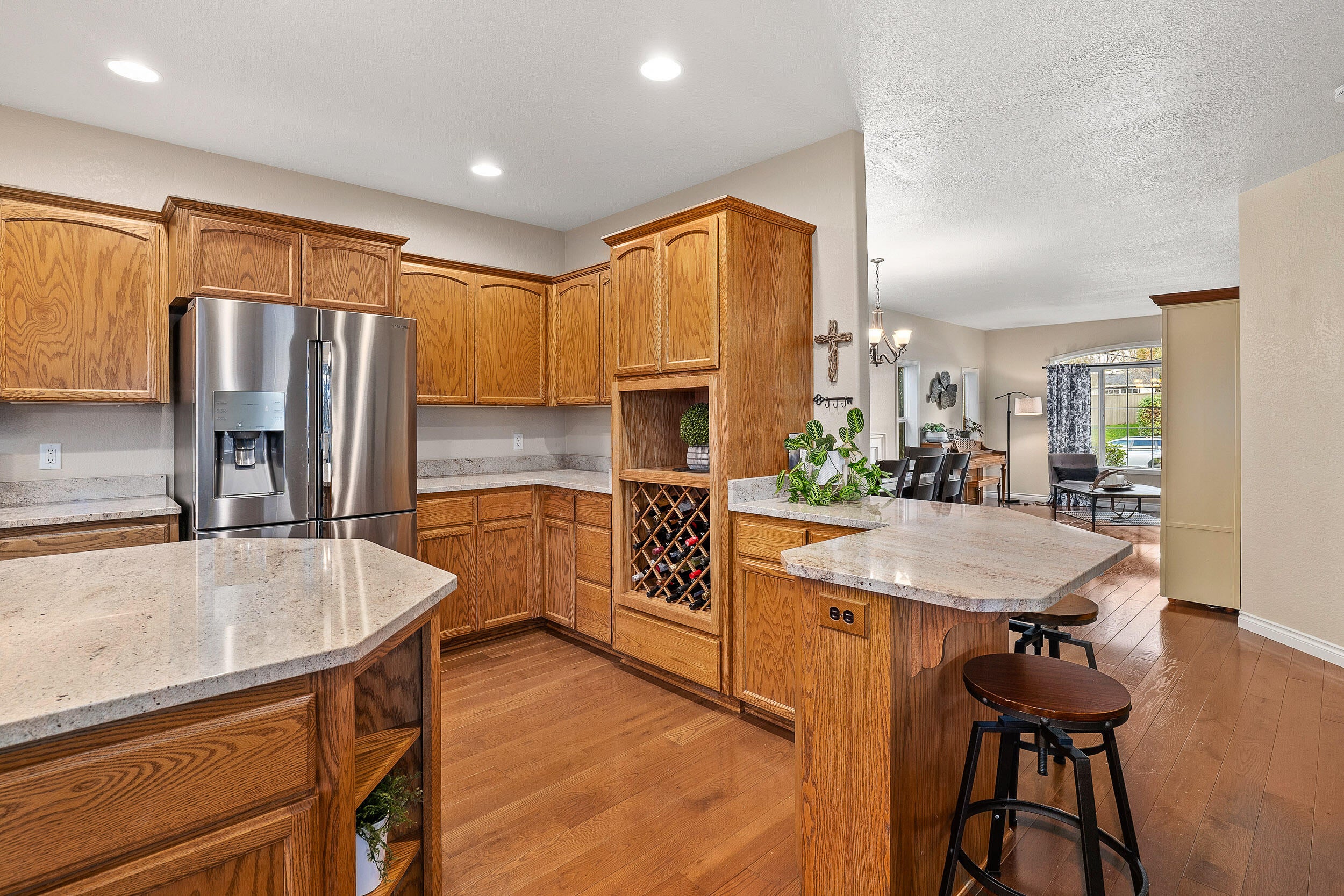 531 Ridgeway Avenue Central Point, OR 97502 - Photo 20 of 51 531RidgewayAve-019