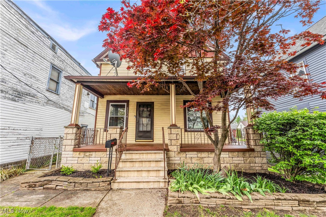 3374 Fulton Road Cleveland, OH 44109 - Photo 1 of 27 View of front facade with a porch