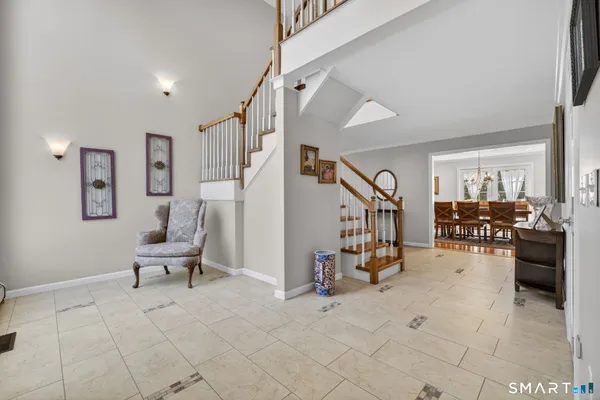 $1,095,000 | 2 Davis Road, Woodbridge, CT 06525