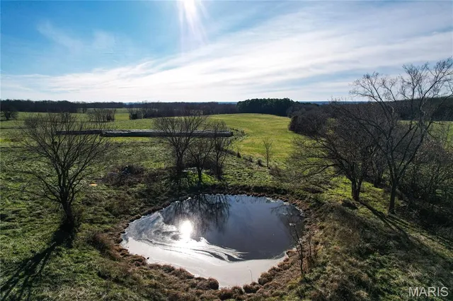 $159,900 | 30299 Hwy Bb, Lebanon, MO 65536