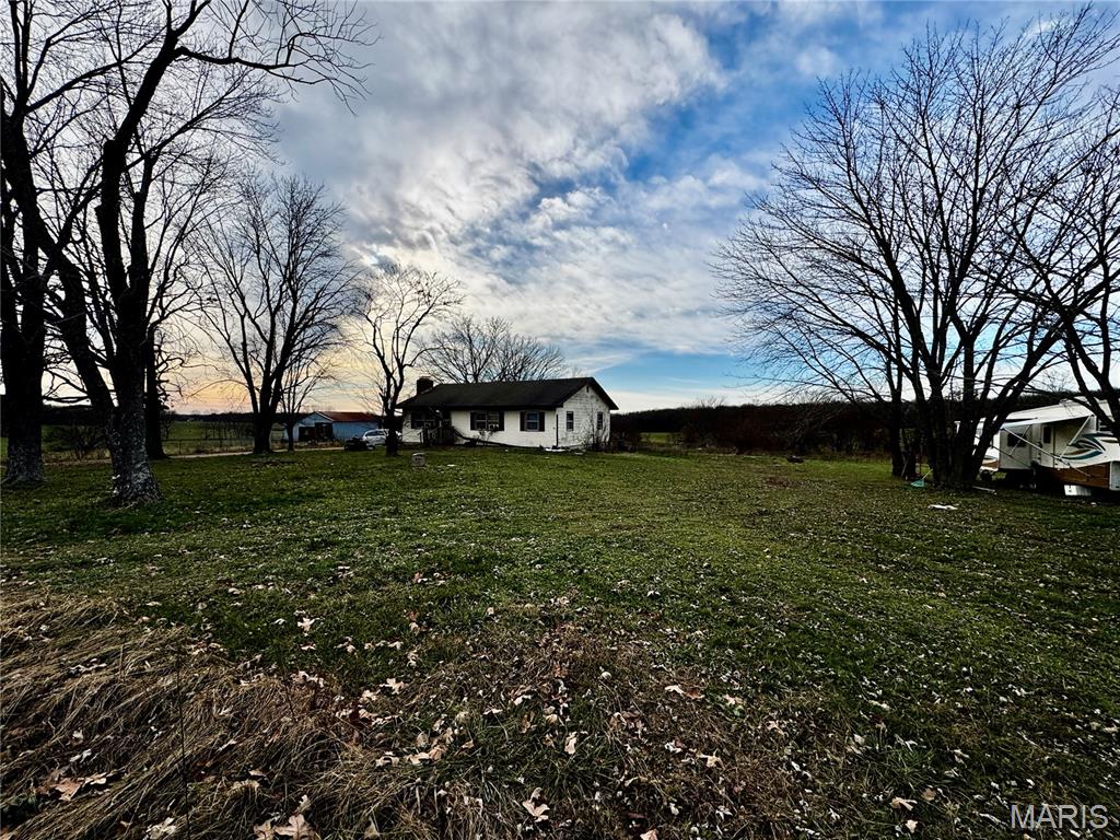 30299 Hwy Bb Lebanon, MO 65536 - Photo 2 of 31