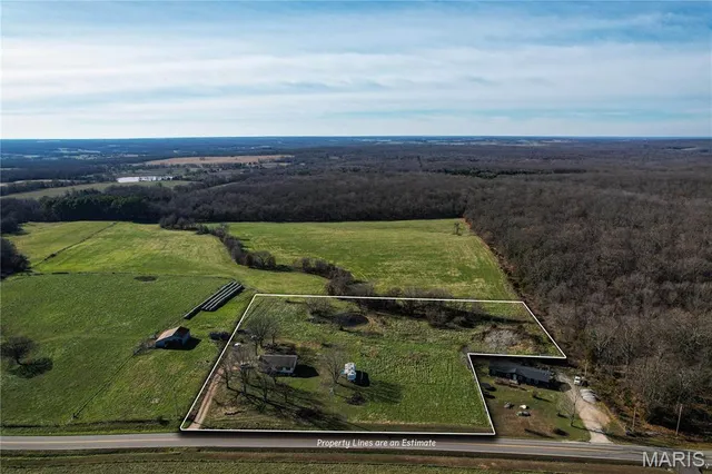 $159,900 | 30299 Hwy Bb, Lebanon, MO 65536