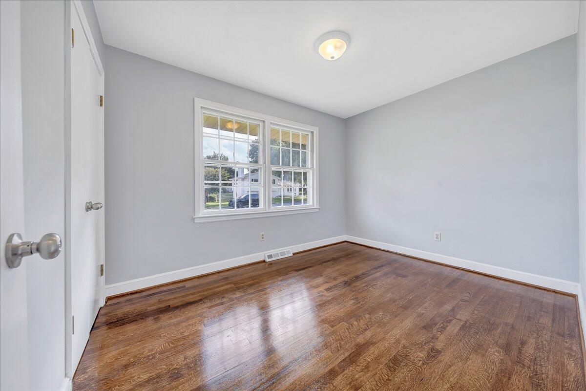 514 Water Oak Road Roanoke, VA 24019 - Photo 15 of 33 15