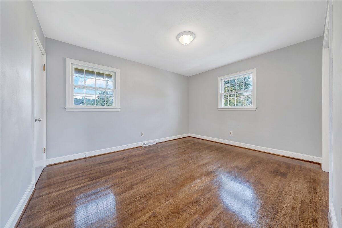 514 Water Oak Road Roanoke, VA 24019 - Photo 16 of 33 16
