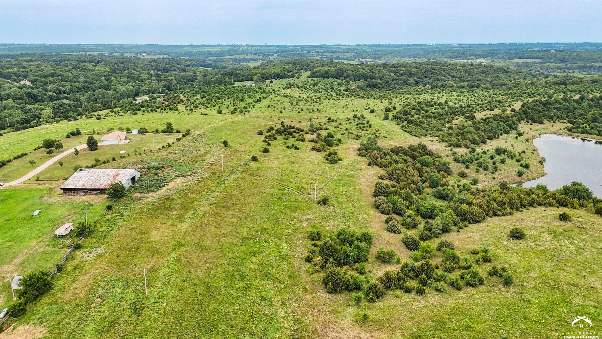1460 East 250 Road Berryton, KS 66409 - Photo 7 of 34