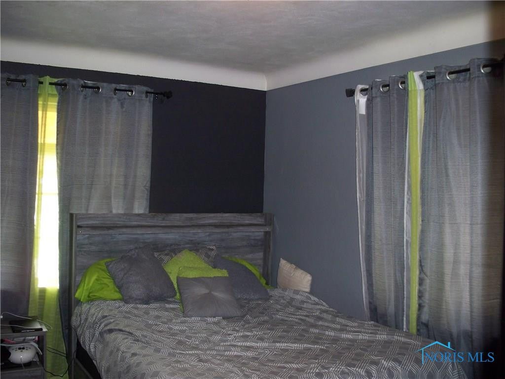 2266 Hinde Road Toledo, OH 43607 - Photo 11 of 14 Gallery Image 11