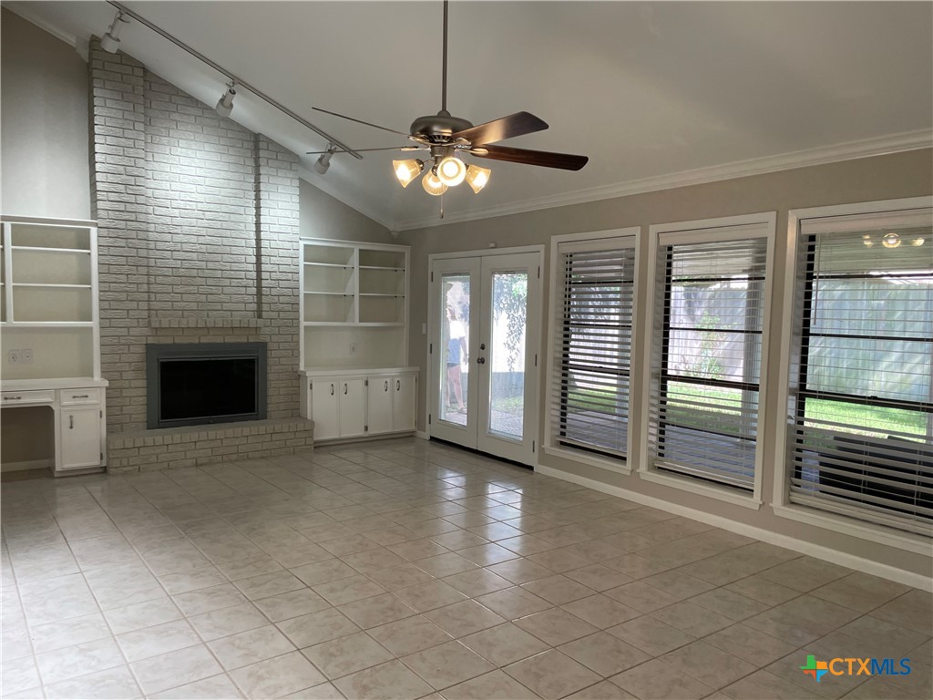 101 Rio Vista Drive Victoria, TX 77904 - Photo 3 of 12