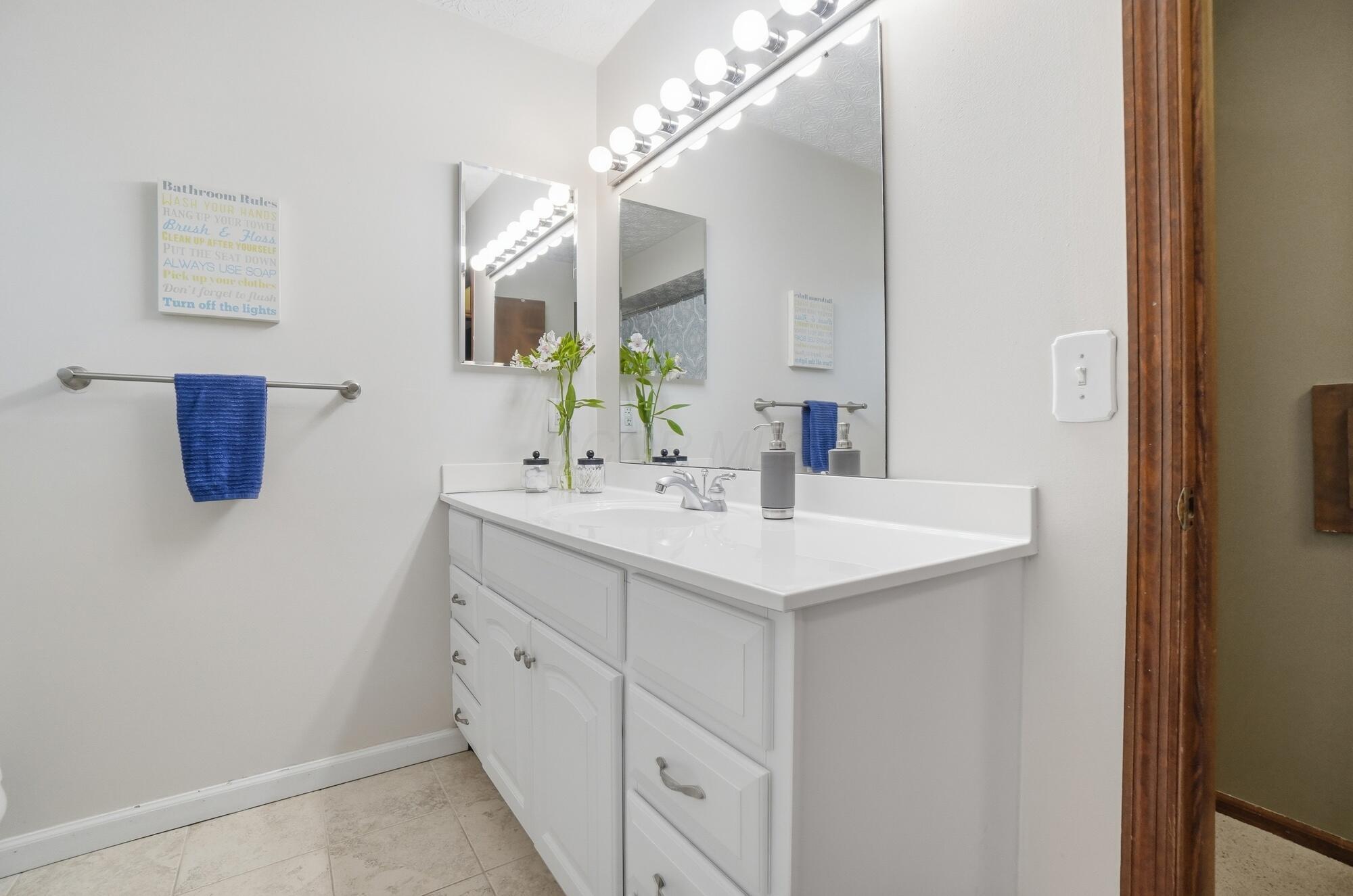 488 Clark State Road Columbus, OH 43230 - Photo 22 of 29 219