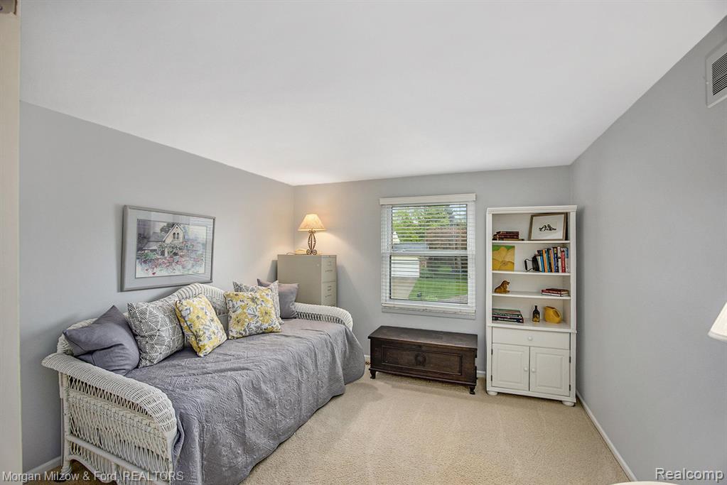 965 Dahlia Lane Rochester Hills, MI 48307 - Photo 22 of 30