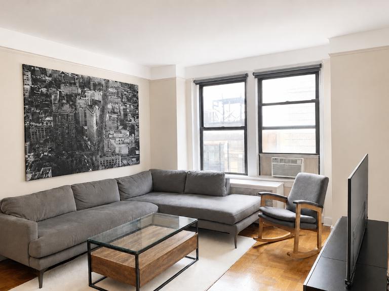 280 Riverside Drive, Unit 2J Manhattan, NY 10025 - Photo 1 of 15 Photo 1
