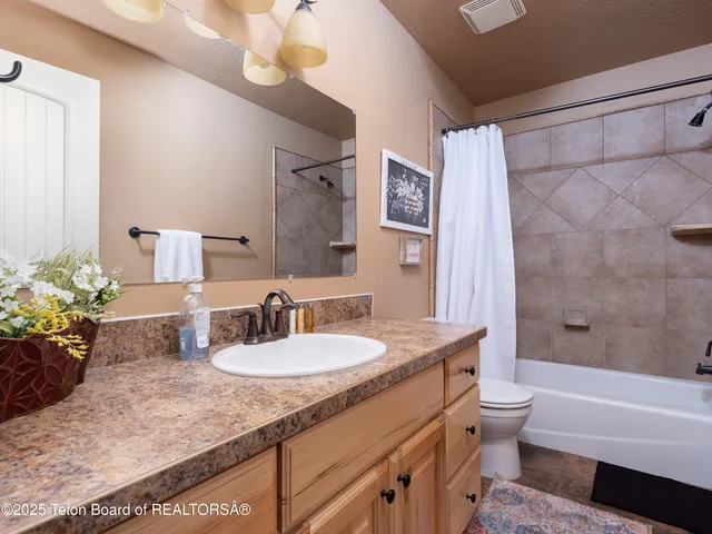 $749,000 | 525 Booshway Street, Driggs, ID 83422