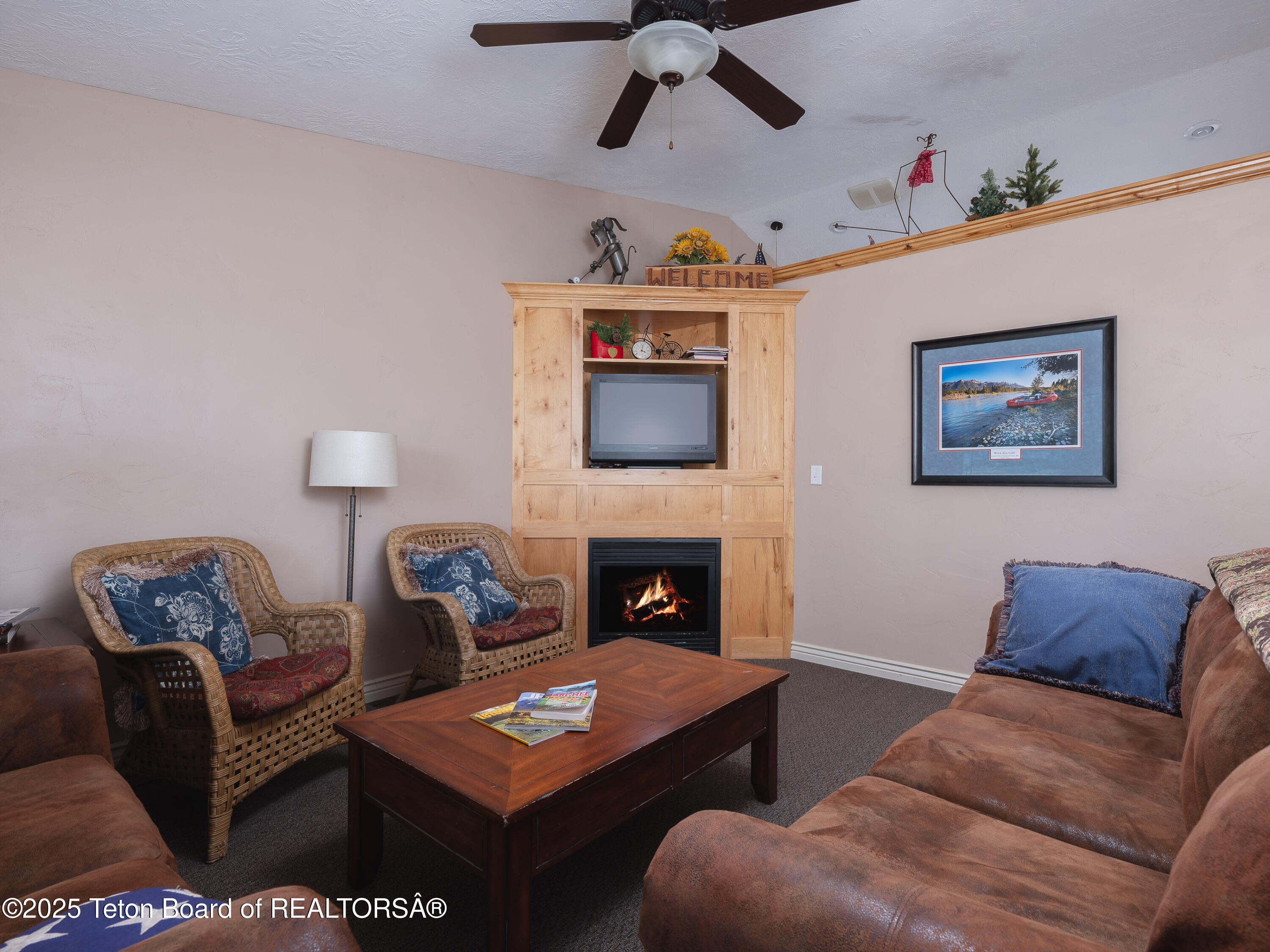 525 Booshway Street Driggs, ID 83422 - Photo 3 of 24 02 Living 2