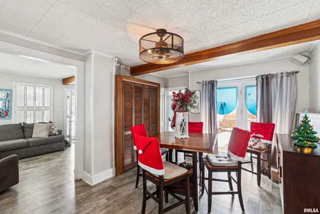 $89,000 | 864 West Grove Street, Galesburg, IL 61401